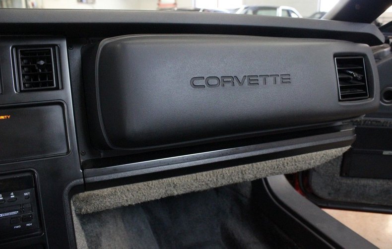 For Sale 1986 Chevrolet Corvette Convertible Pace Car