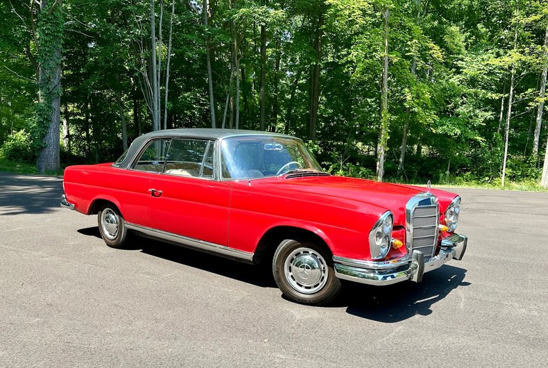 1964 Mercedes-Benz 220SE | Chicago Car Club