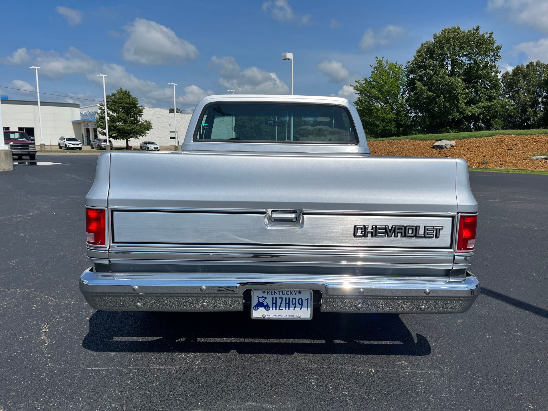 1986 Chevrolet C10 | Chip Wynn Motors