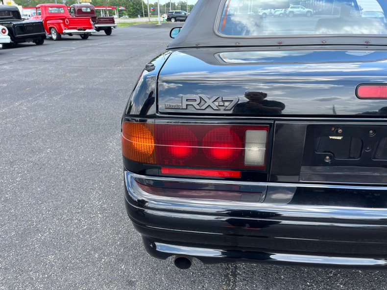 1991 Mazda RX-7 | Chip Wynn Motors
