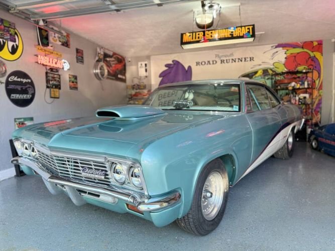 1966 Chevrolet Impala SS | Classic & Collector Cars