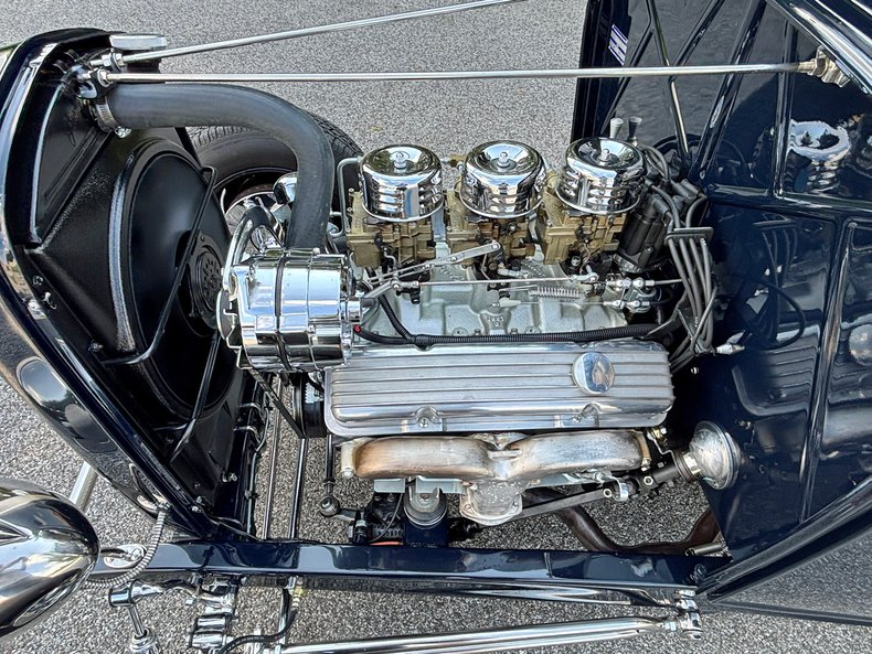 1932 Ford Hi-Boy 24