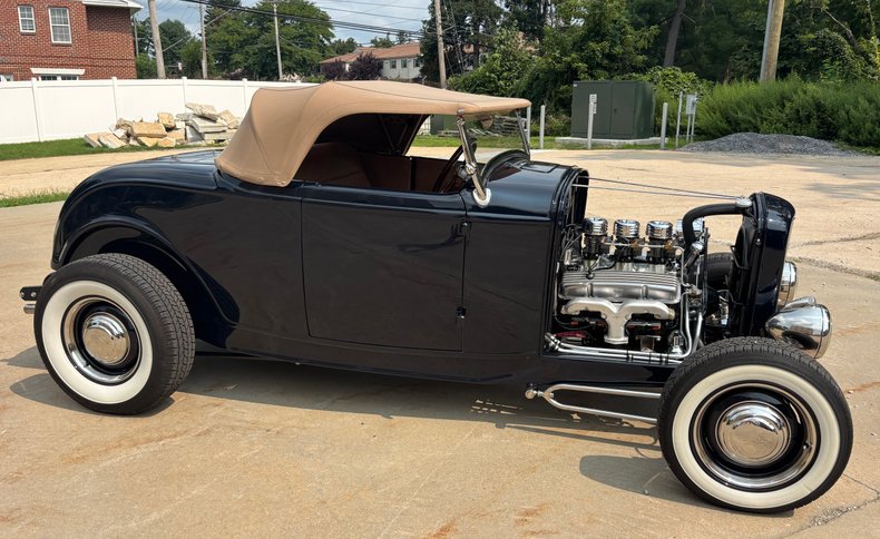 1932 Ford Hi-Boy 54