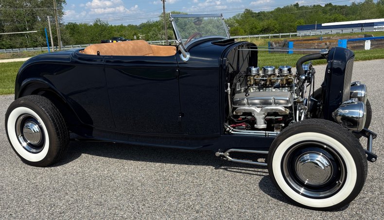 1932 Ford Hi-Boy 221
