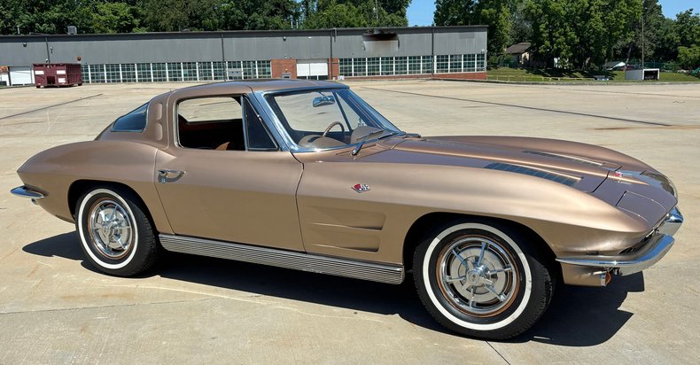 1963 Chevrolet Corvette 3