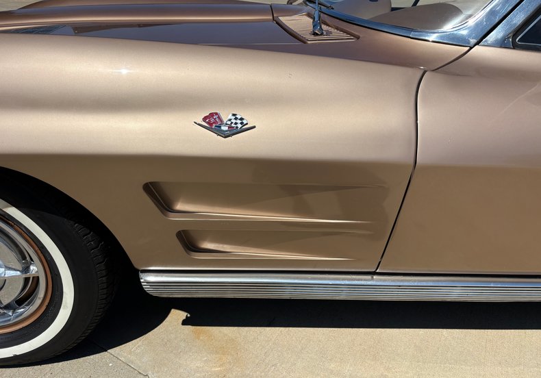 1963 Chevrolet Corvette 117