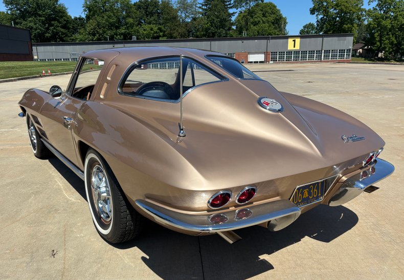 1963 Chevrolet Corvette 123