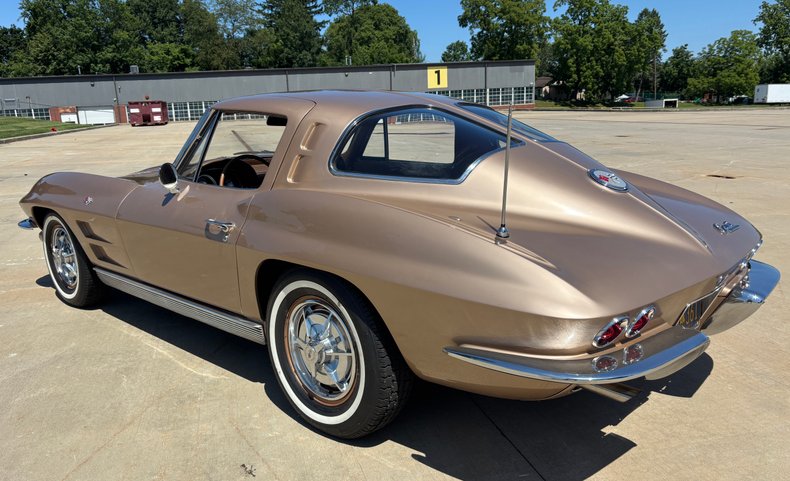 1963 Chevrolet Corvette 125