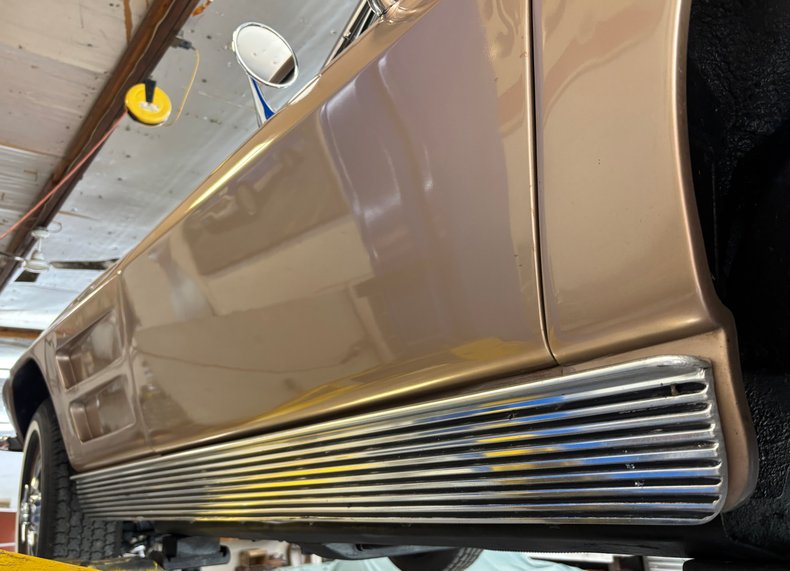 1963 Chevrolet Corvette 221
