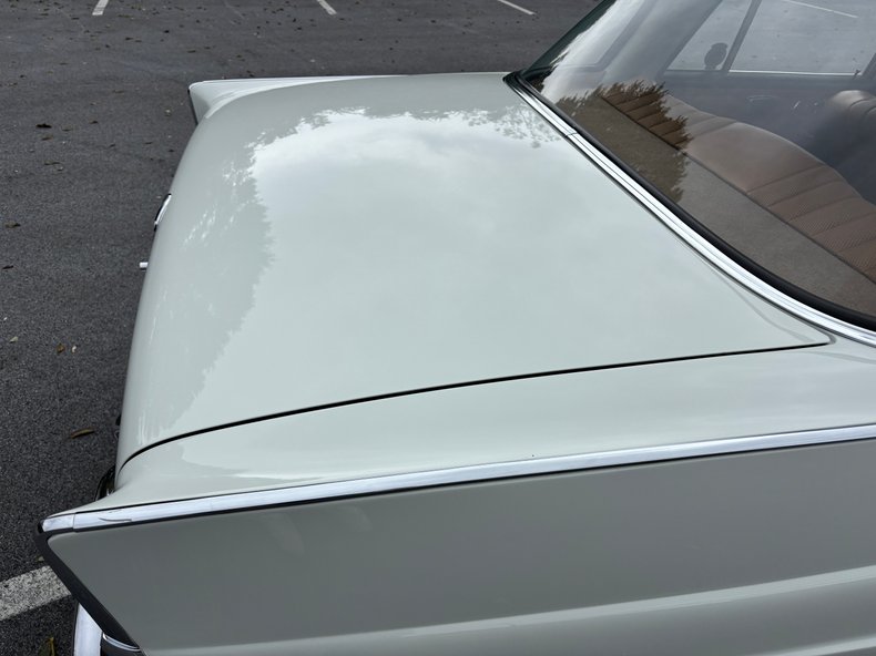 1966 Mercedes-Benz 230 S 41