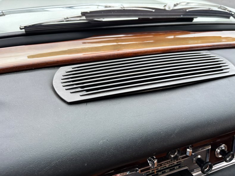1966 Mercedes-Benz 230 S 86
