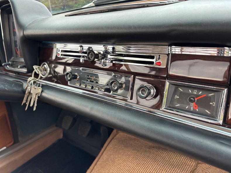 1966 Mercedes-Benz 230 S 104