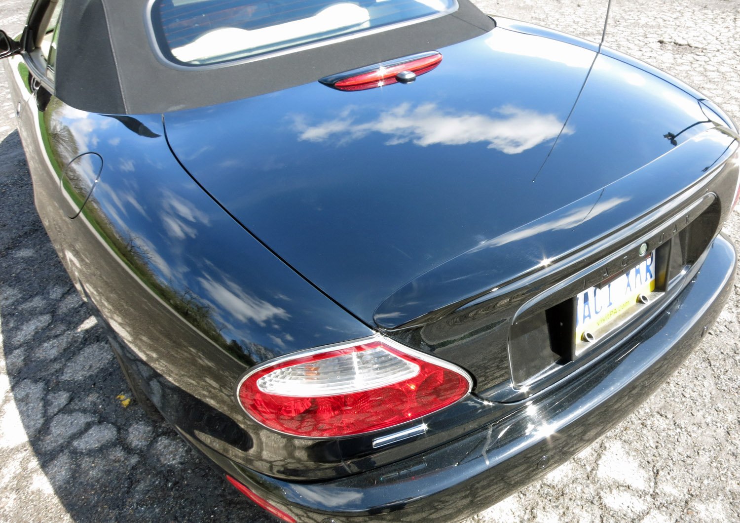 2005 Jaguar XKR