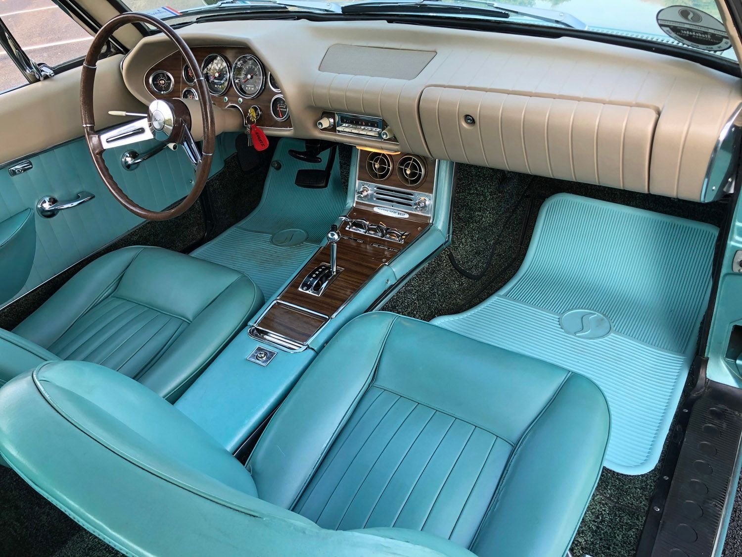 1964-studebaker-avanti-connors-motorcar-company