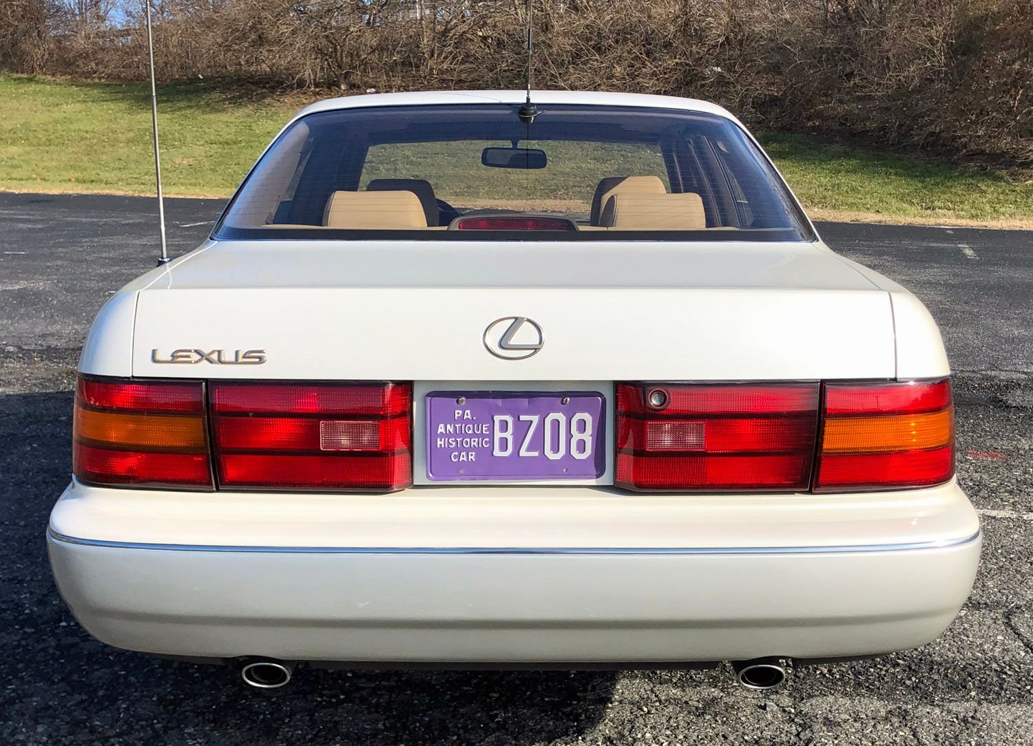 1990 Lexus LS400