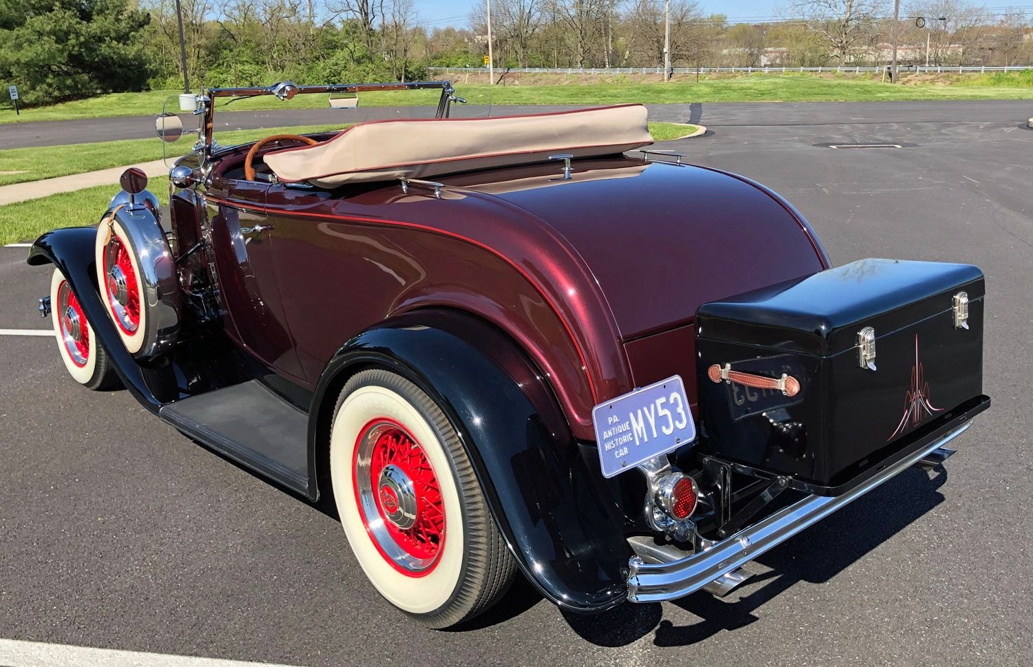 1932 Ford Deluxe