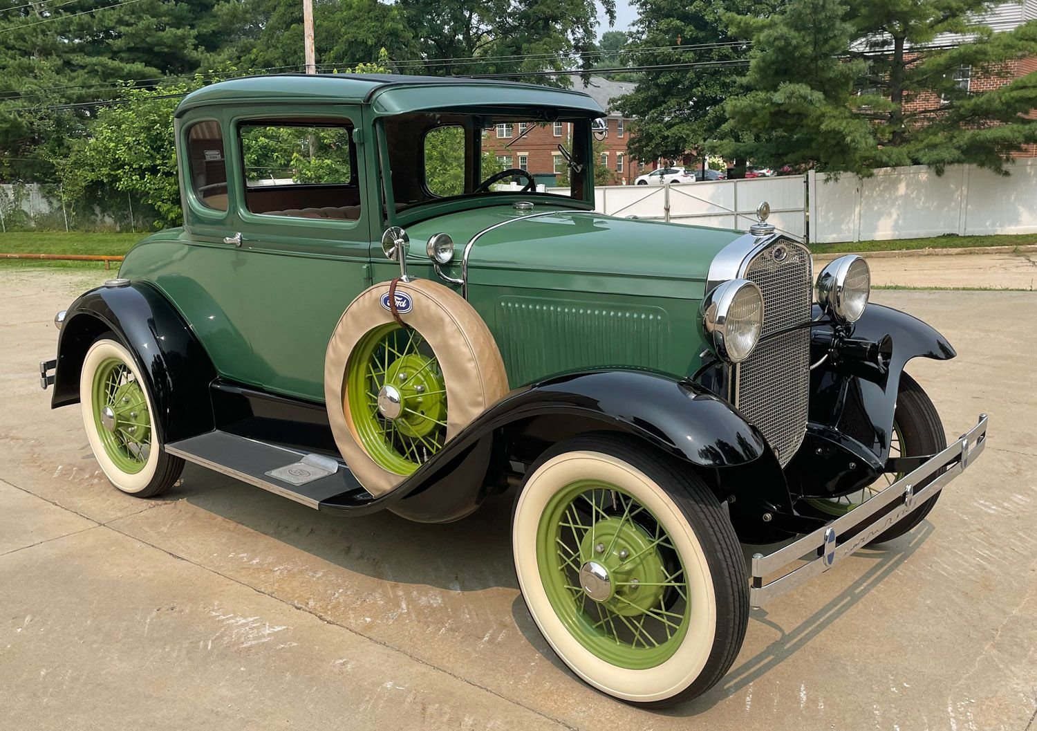 1930 ford model a deluxe coupe with rumble seat