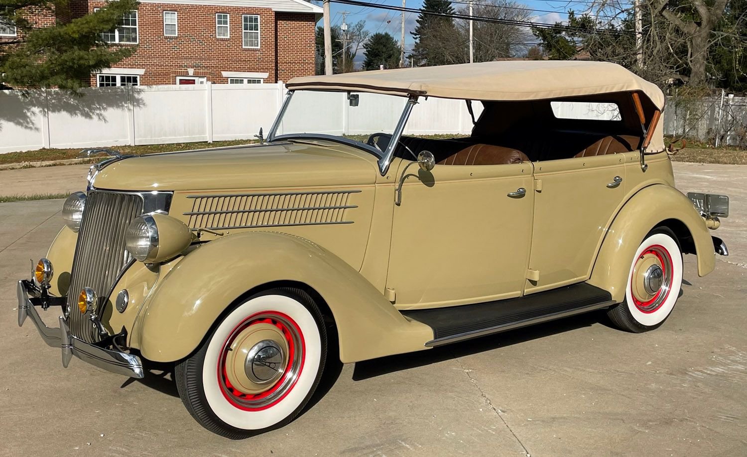 1936 Ford Deluxe