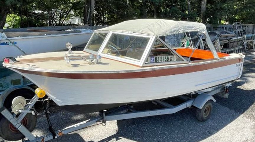 23060 | 1967 Thompson Sea Skiff 18 Runabout Boat | Connors Motorcar Company