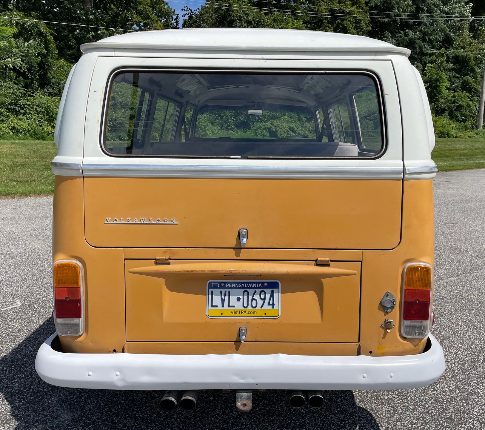 23064 | 1972 Volkswagen Bus Pop-top | Connors Motorcar Company