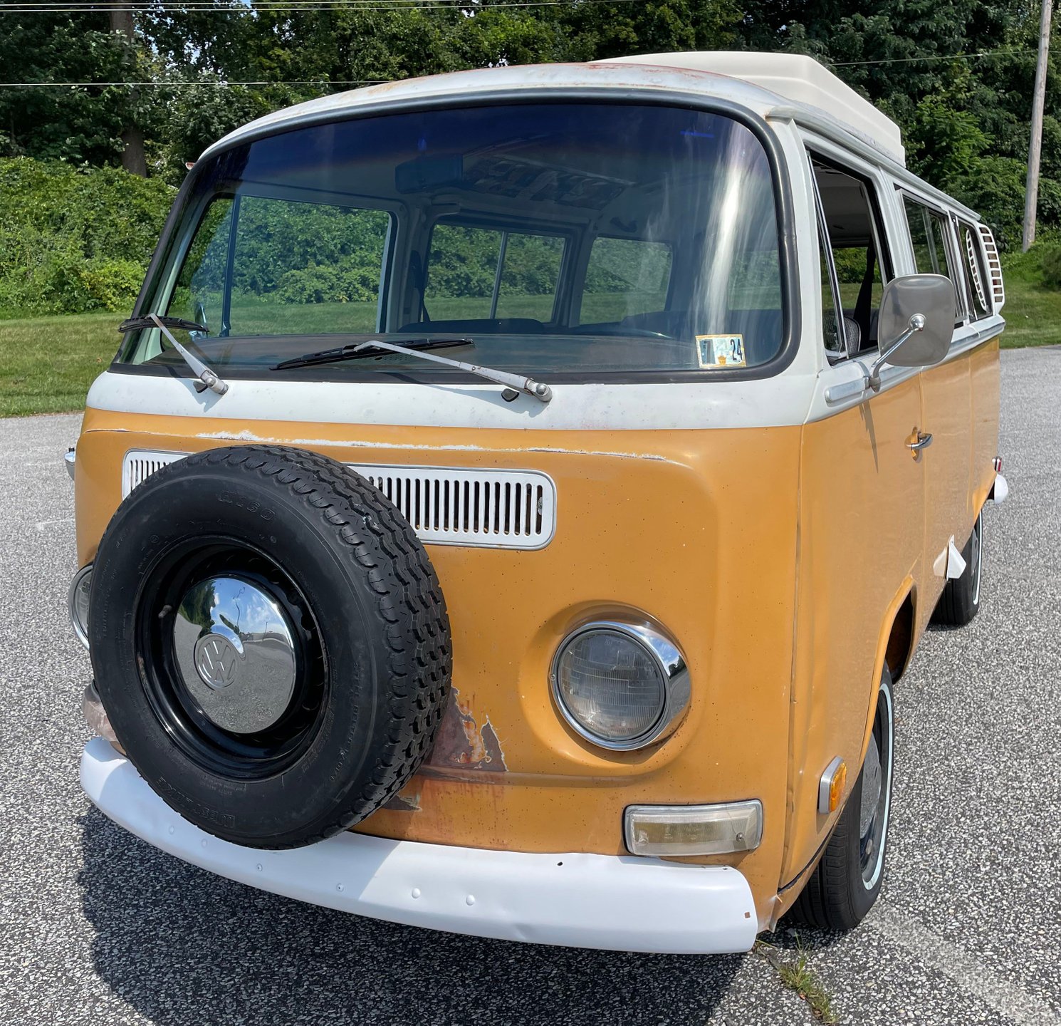 23064 | 1972 Volkswagen Bus Pop-top | Connors Motorcar Company