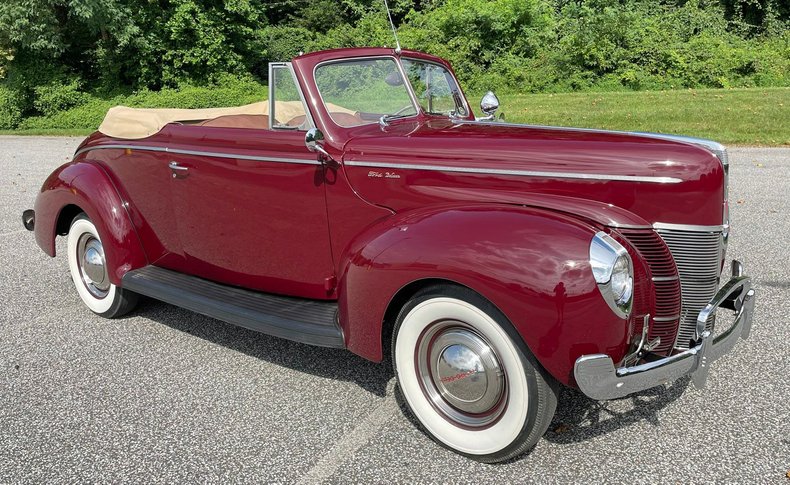 1940 ford deluxe convertible