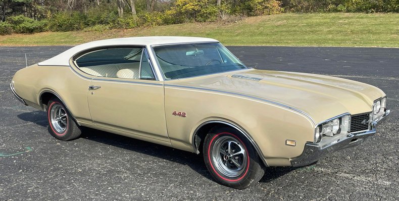 1968 oldsmobile 442 holiday coupe