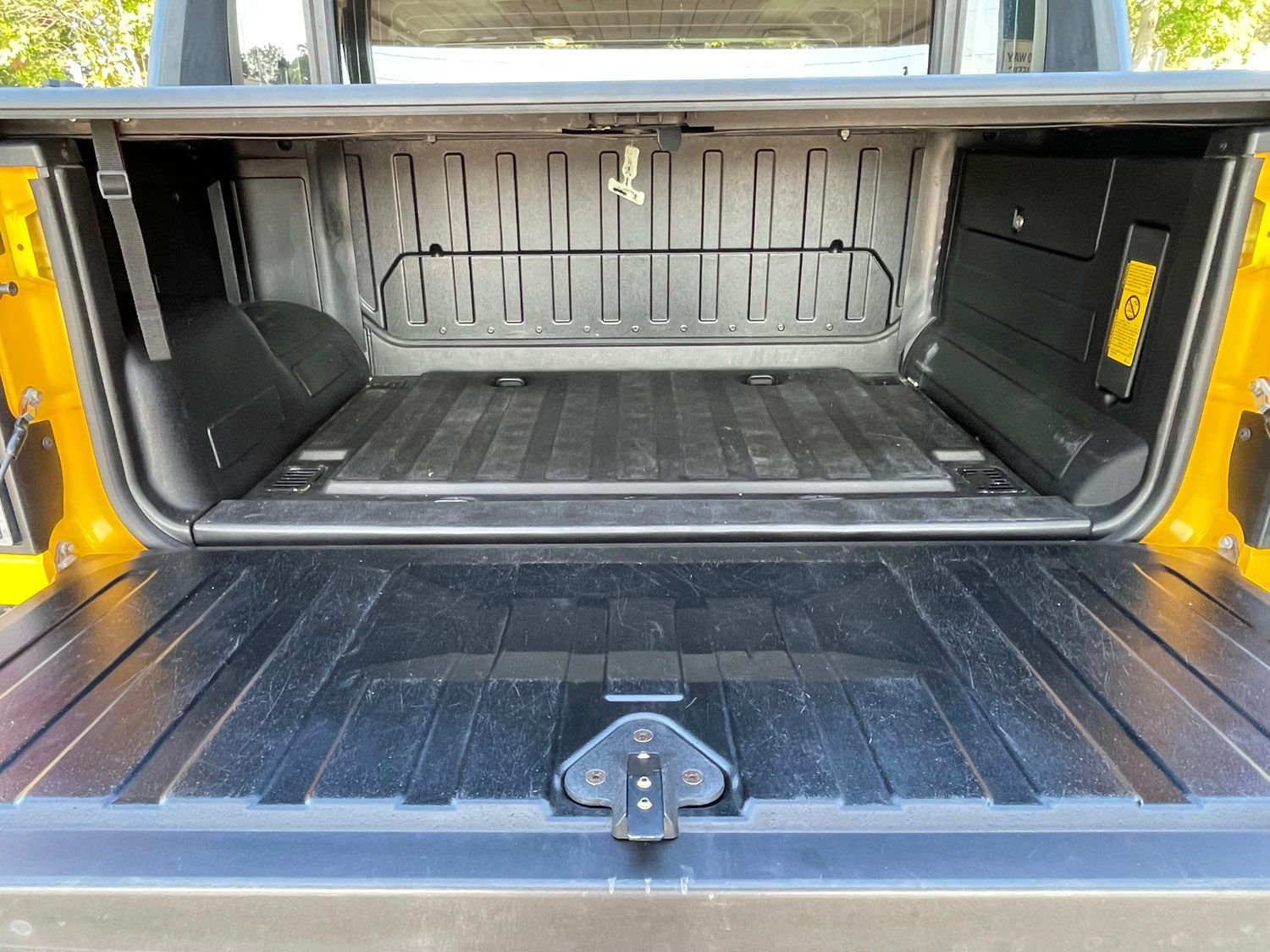 2006 Hummer H2 SUT | Connors Motorcar Company