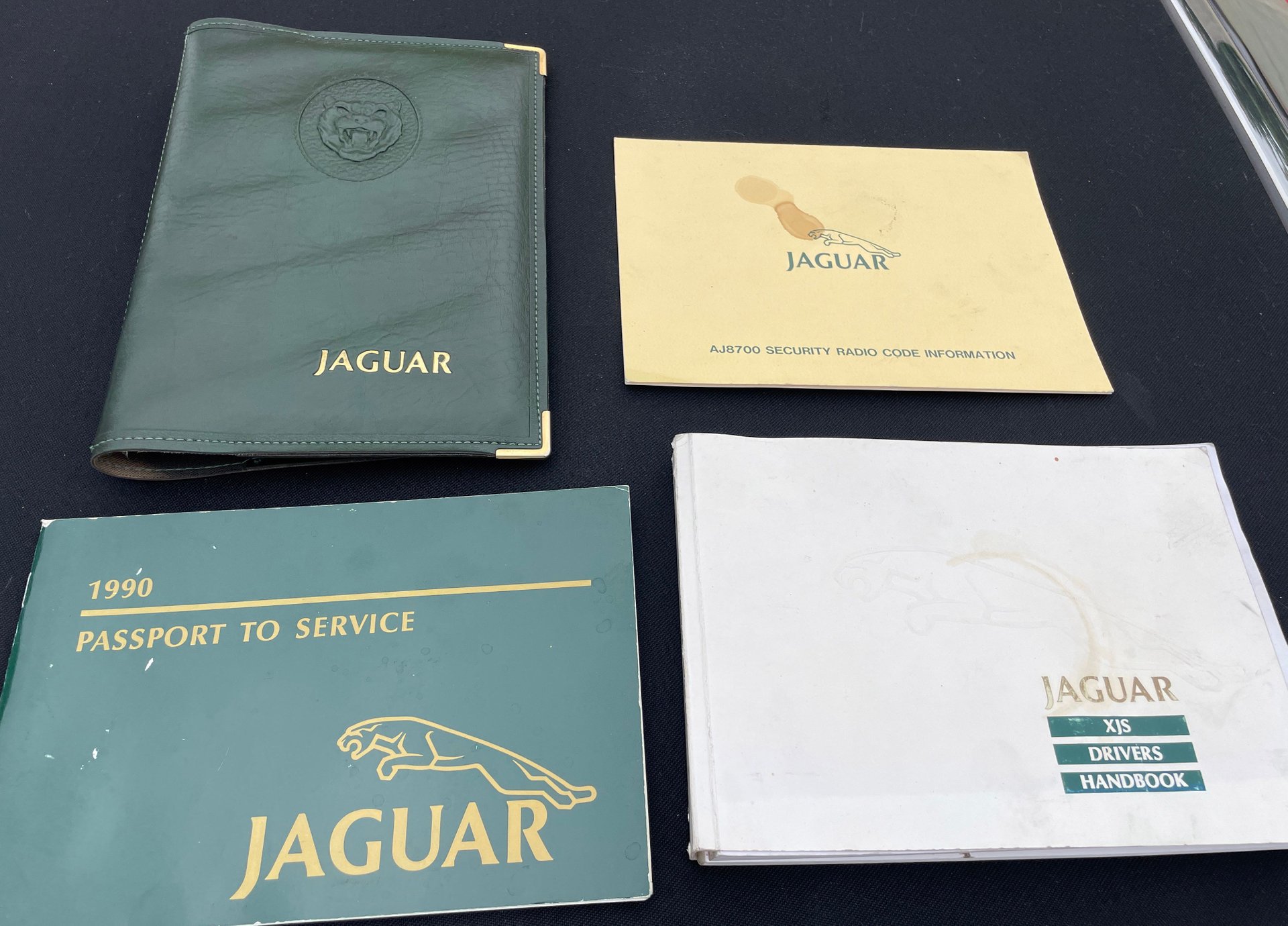 24021 | 1990 Jaguar XJS V-12 Convertible | Connors Motorcar Company
