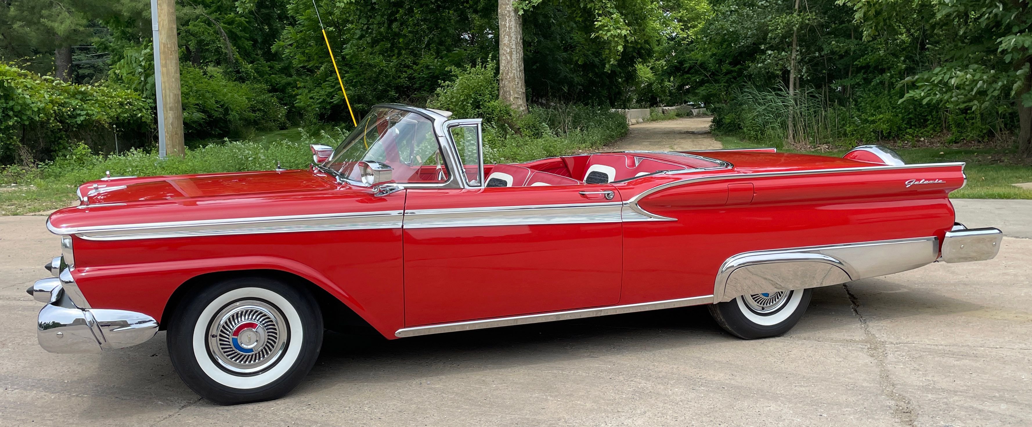 1959 Ford Skyliner | Connors Motorcar Company
