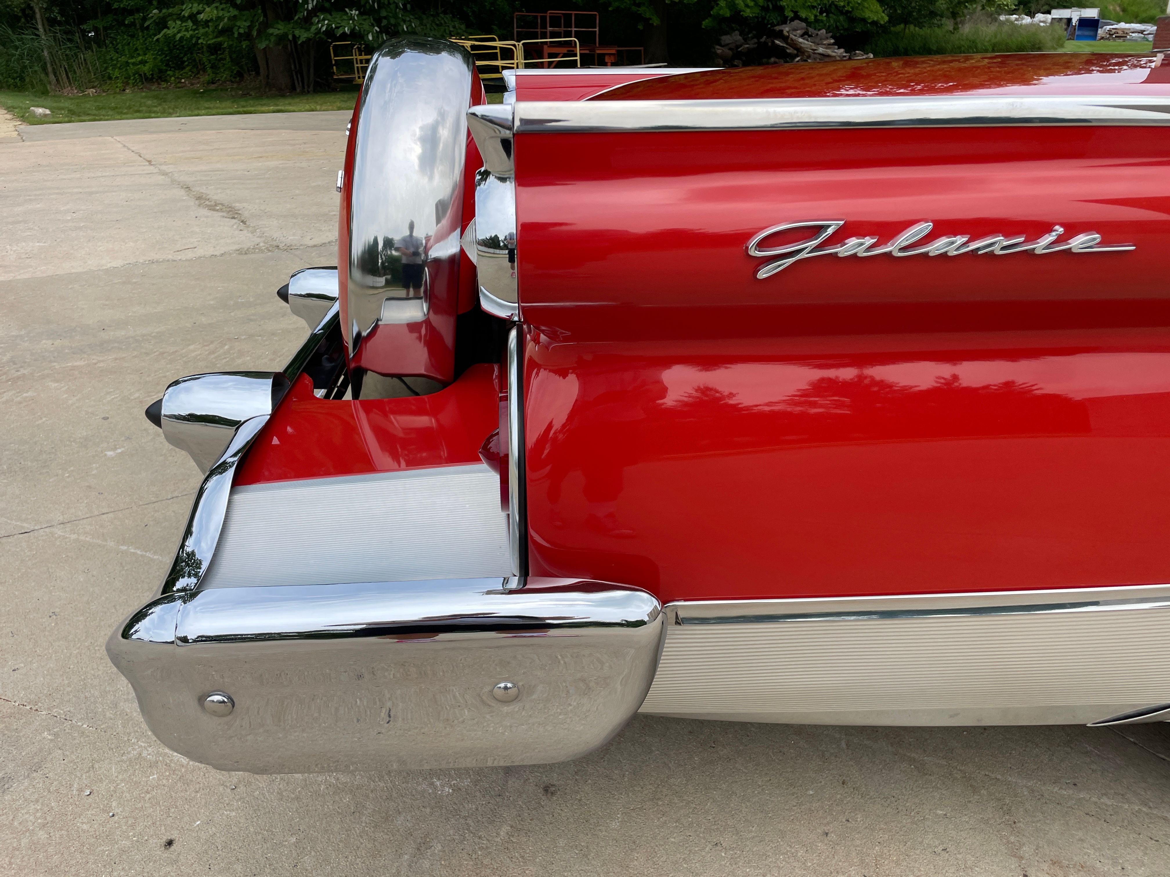 1959 Ford Skyliner | Connors Motorcar Company