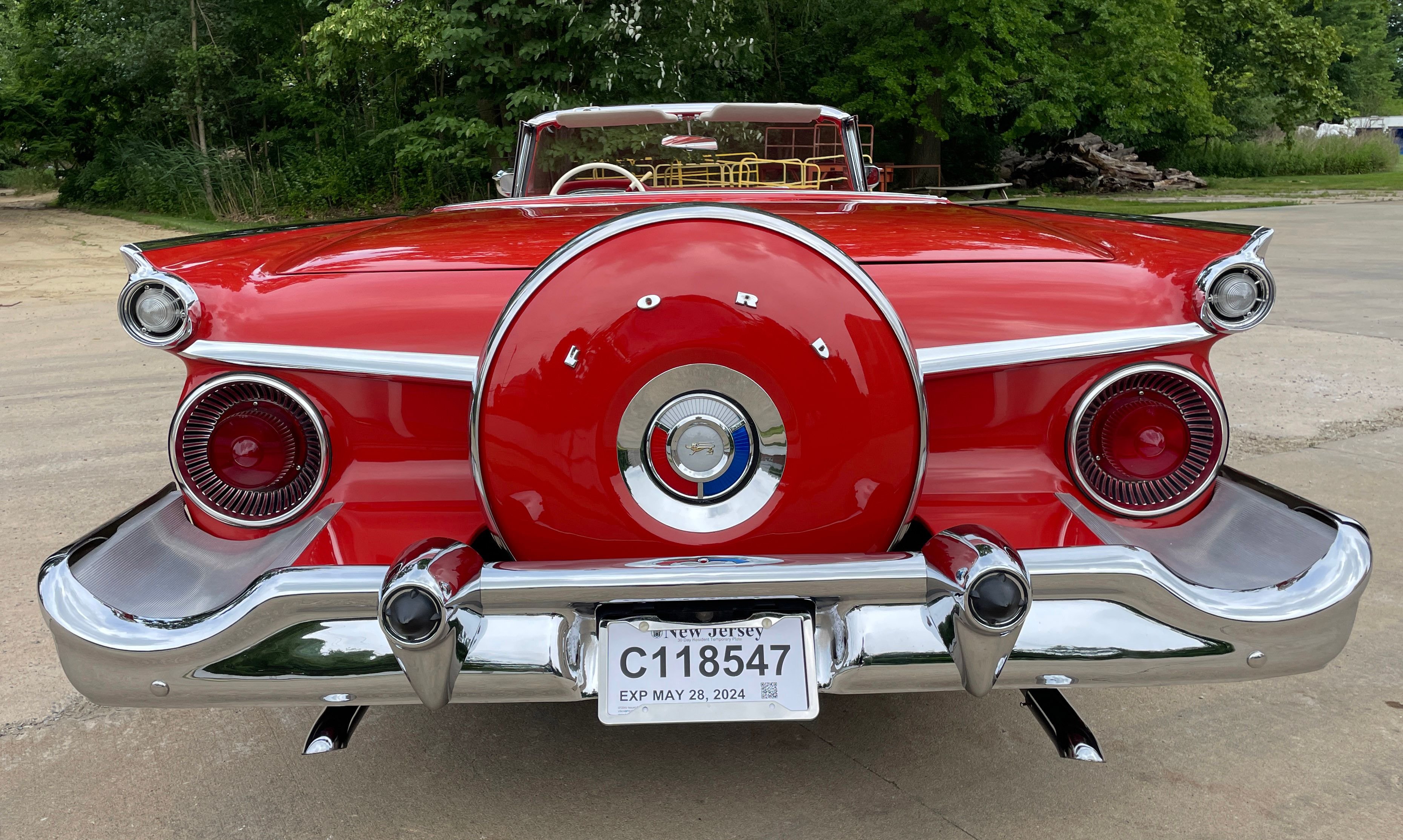 1959 Ford Skyliner | Connors Motorcar Company