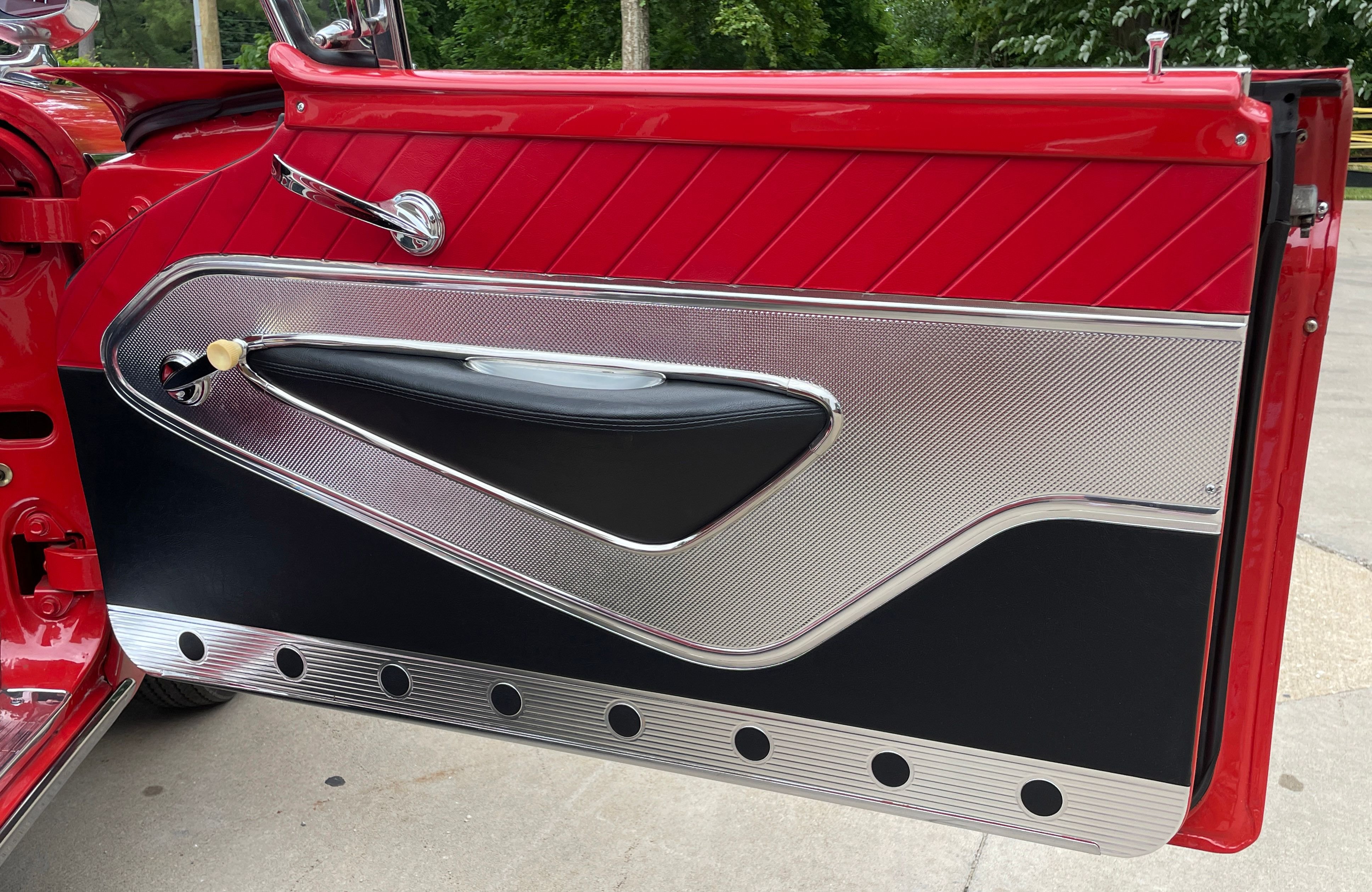 1959 Ford Skyliner | Connors Motorcar Company