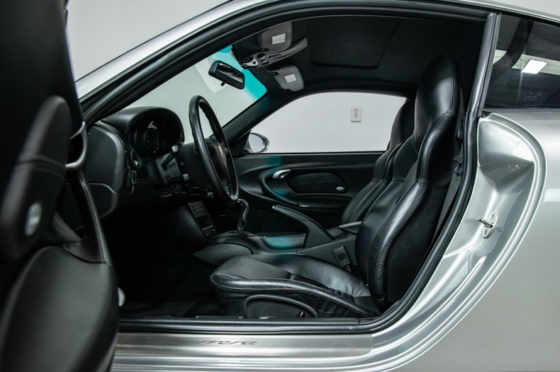For Sale 2004 Porsche 911 Carrera