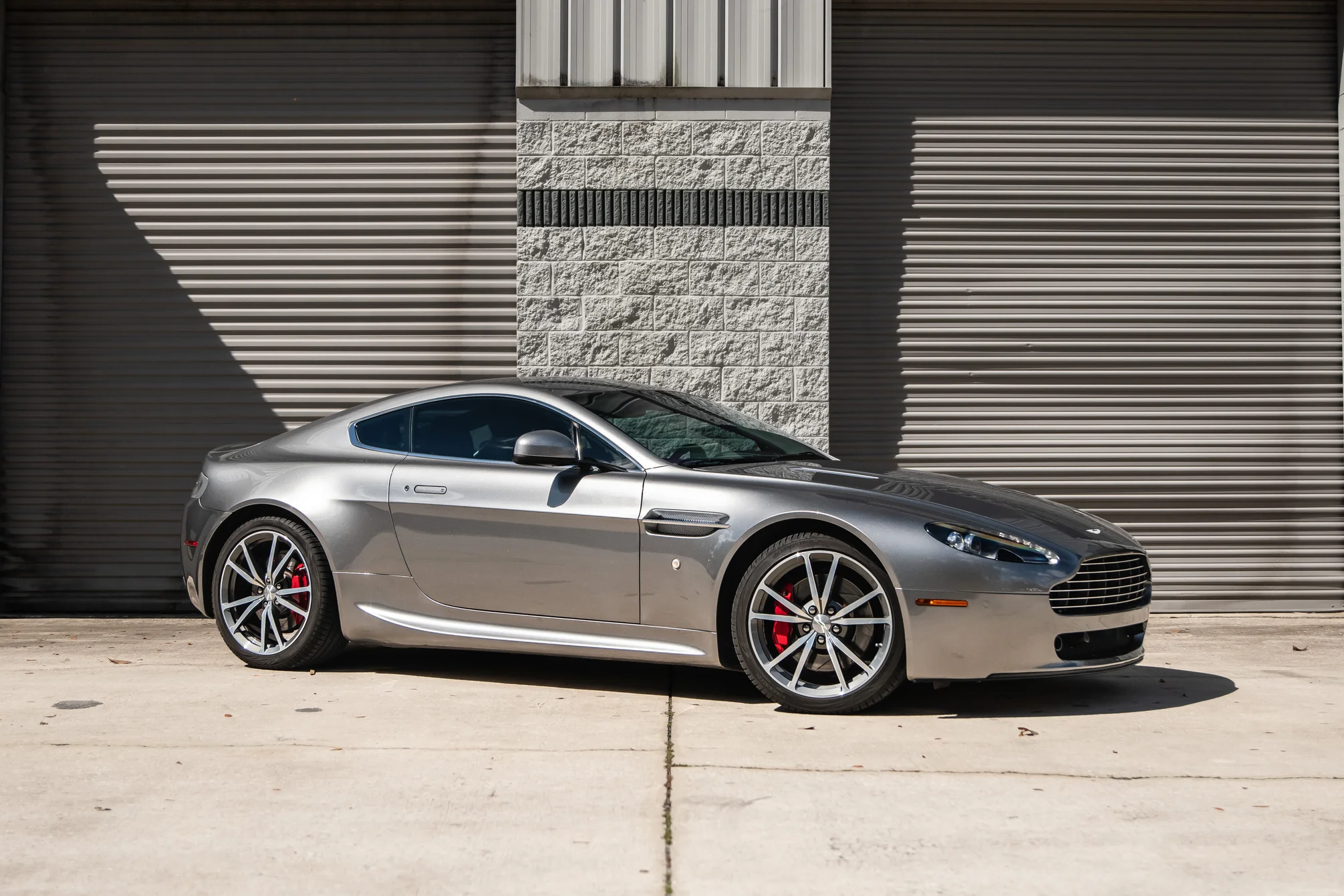 2011 Aston Martin V8 Vantage