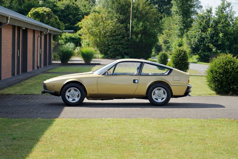 Broad Arrow Private Sales | 1973 Alfa Romeo 1600 Junior Zagato