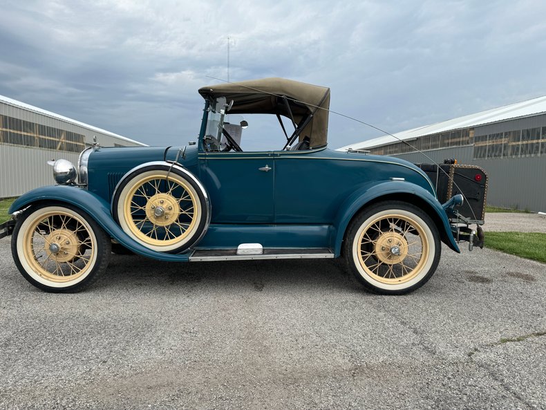 1929 Ford Model A 4