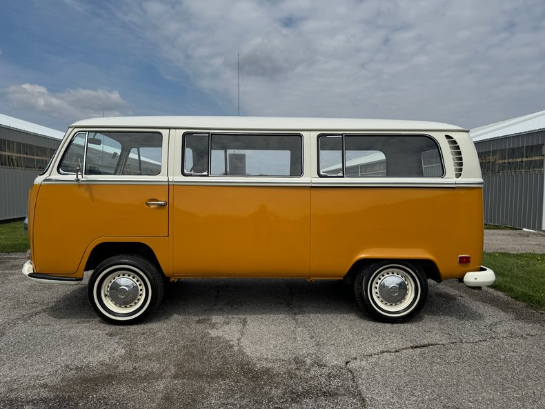 1971 Volkswagen Transporter 4