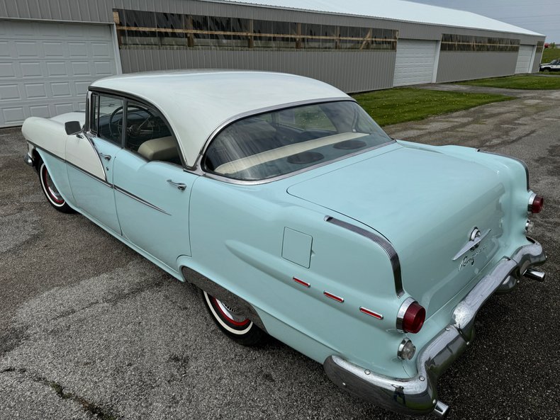 1956 Pontiac Chieftain 17