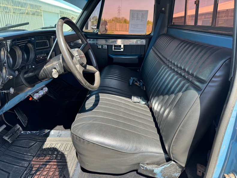 1985 Chevrolet Pickup 3
