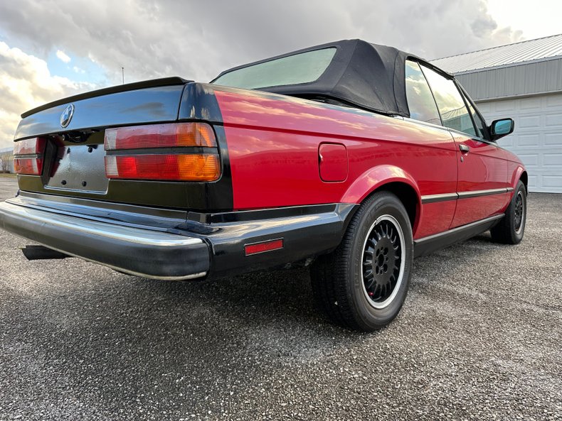 1989 BMW 3 Series 9