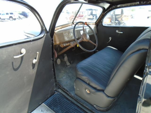 1939 Plymouth Deluxe 6