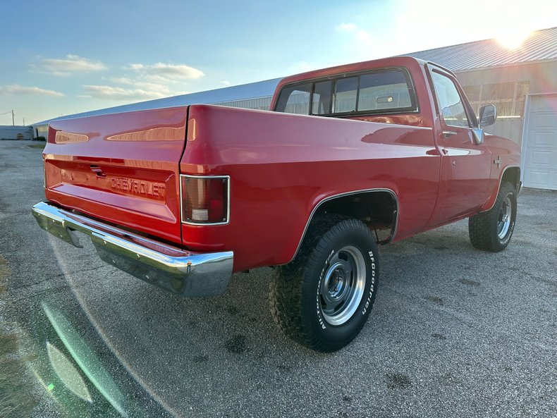 1984 Chevrolet Pickup 9