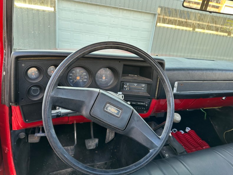 1984 Chevrolet Pickup 25