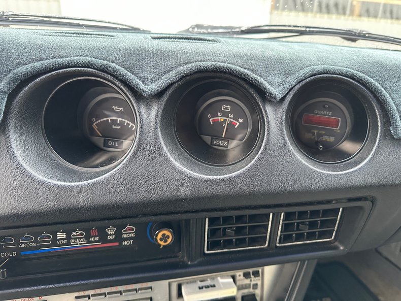 1983 Datsun 280ZX 29