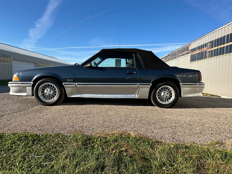 1987 Ford Mustang GT 5