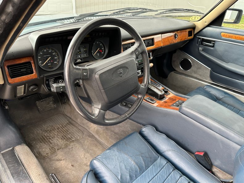 1990 Jaguar XJS/XJS-C 16
