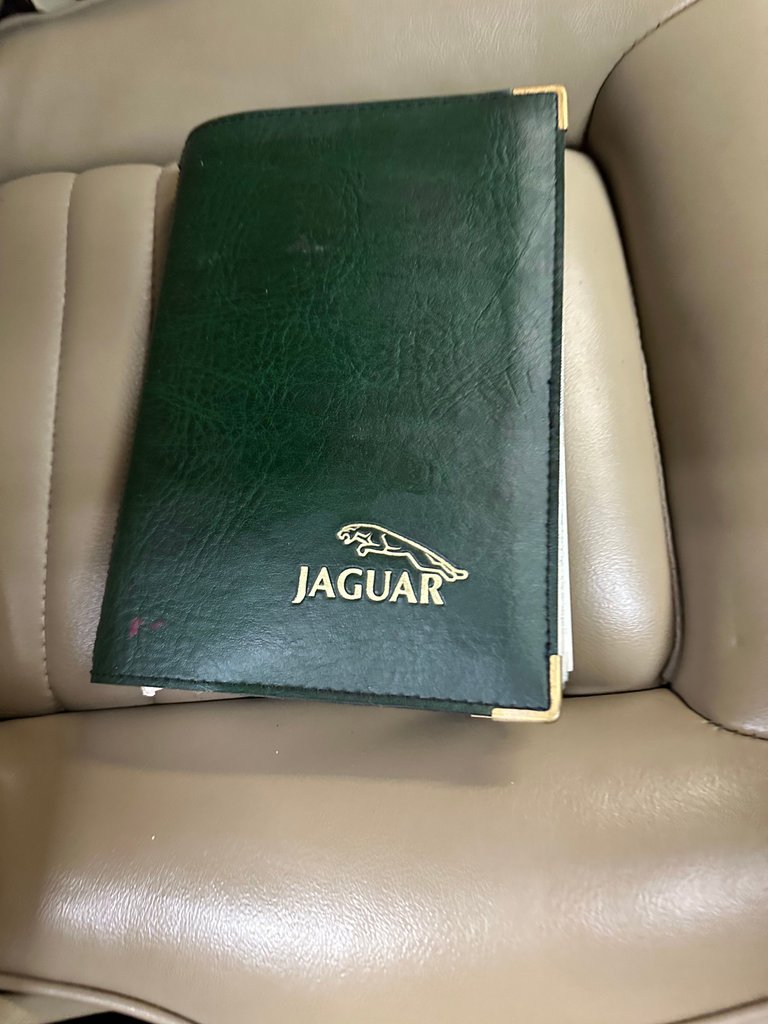 1988 Jaguar XJS 26
