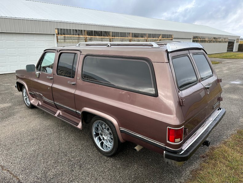 1991 Chevrolet Suburban 14