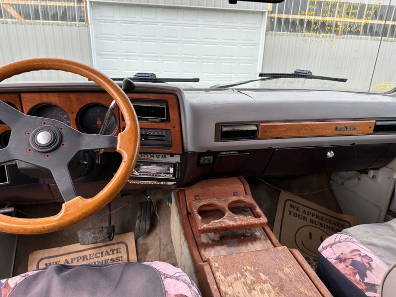 1991 Chevrolet Suburban 26
